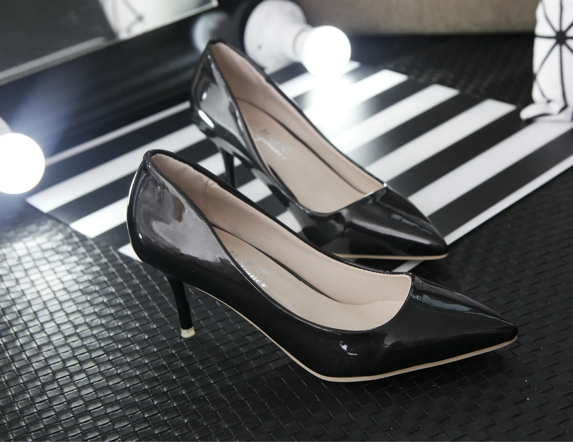 

2017 Summer Europe And America New Style Shallow Mouth Single Shoes Women's Business OL Work Shoes High-Heel Thin Heeled Pointed