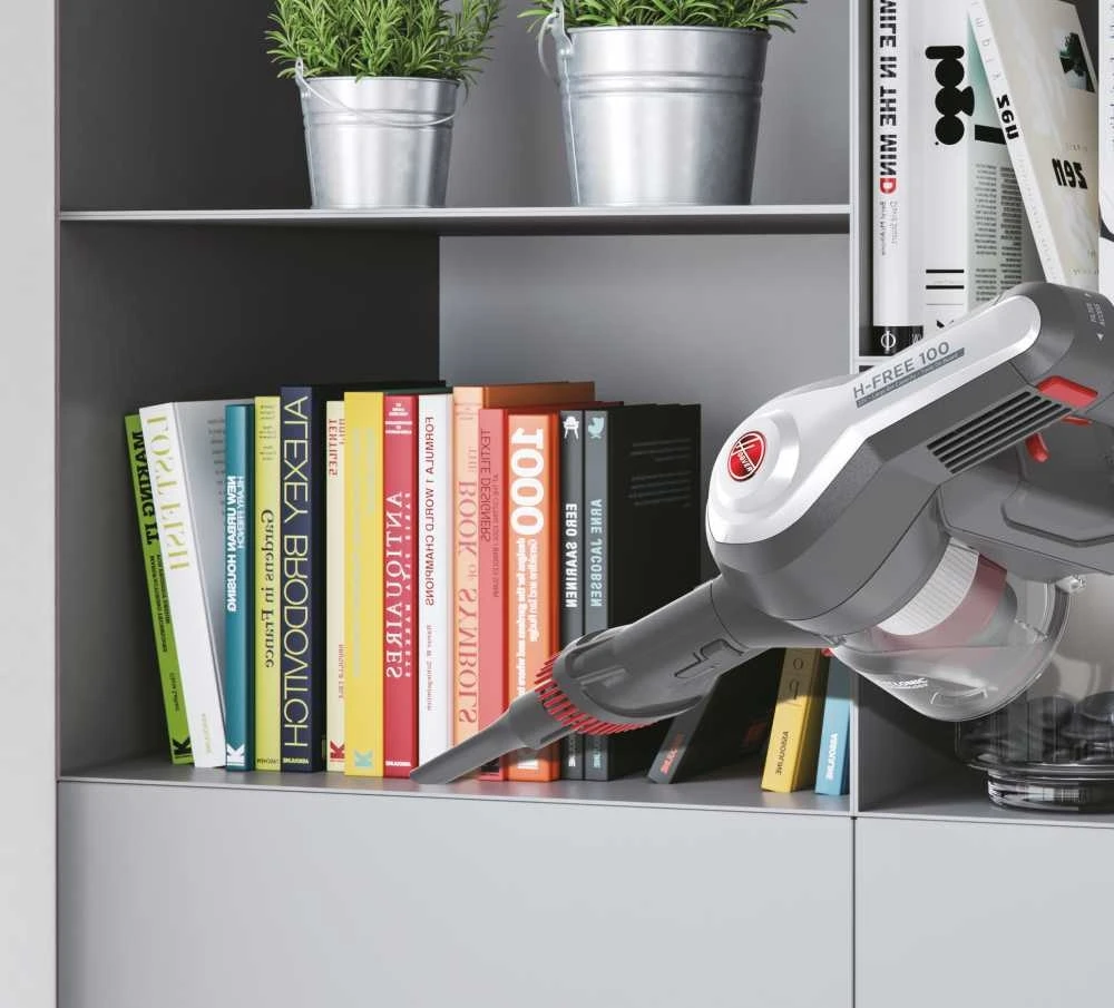 Hoover HF122GPT 011 bagless titanium 