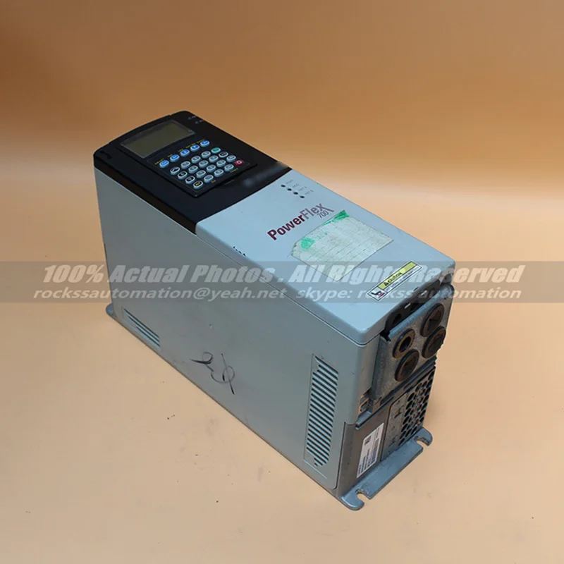 Inverter Powerflex 20Bd011A3Aynann0 Utilizzato In Buone Condizioni