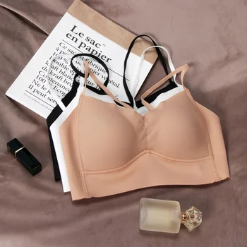 

Wriufred Wire free bra seamless glossy underwear thin cup stereotype large size women big breasts push up lingerie