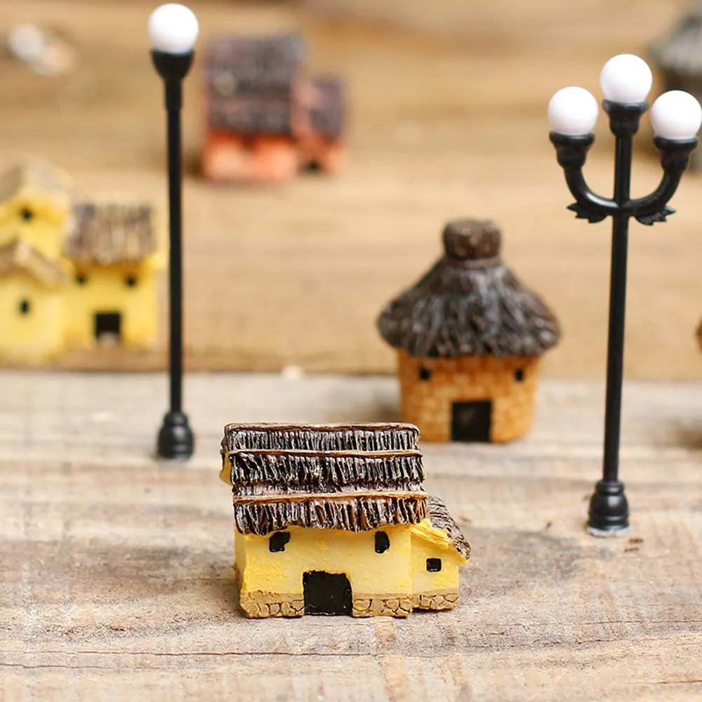 Ornament Crafts Miniature Ornament Miniature Lamp Craft Vintage DIY Miniature Lamp Creative Garden Home Decoration Mini Artificial Micro Landscaping For Handmade Accessories