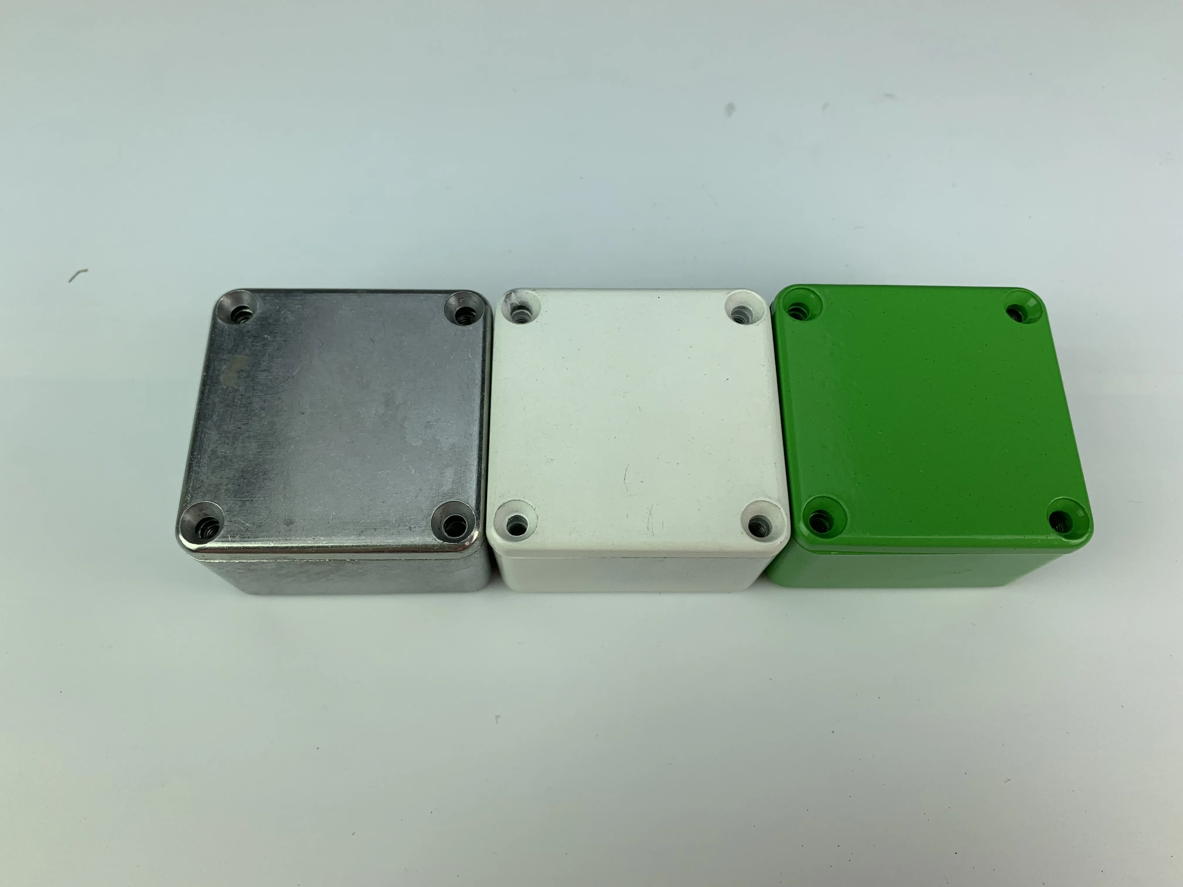 

White/Slive/Red/Green1590LB small effectors hammond aluminum box 50.5X50.5X31mm