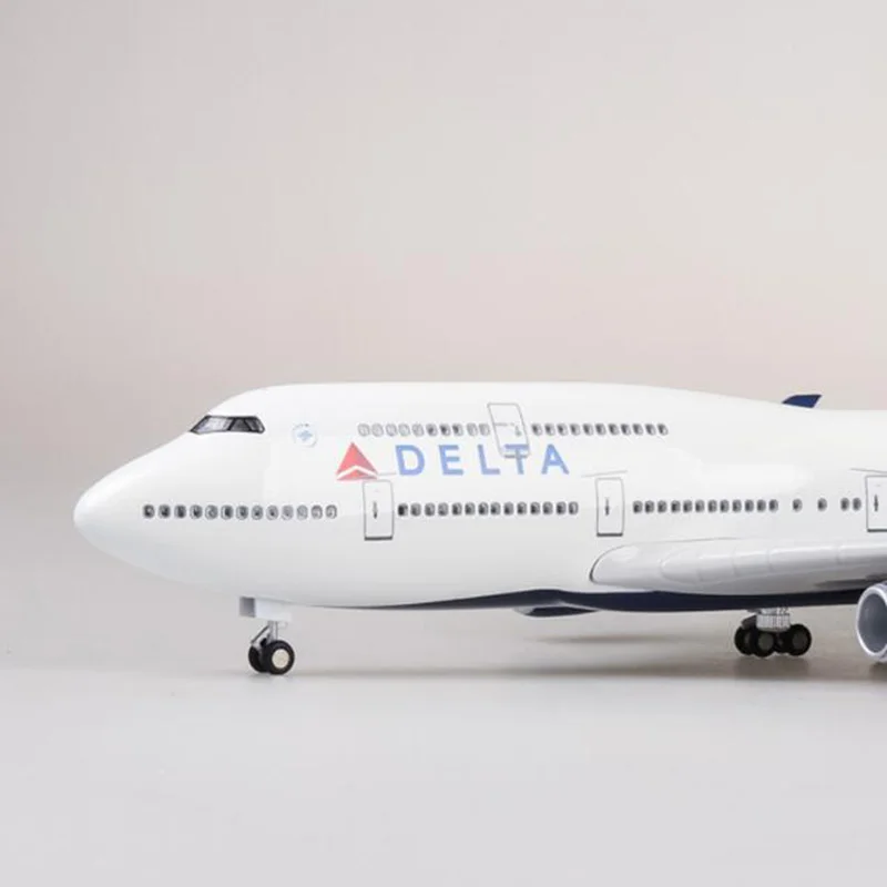 47 см 1/150 масштаб самолет Boeing B747 самолет DELTA авиакомпания Модель W светильник и колесо литой под давлением пластик Смола самолет для сбора