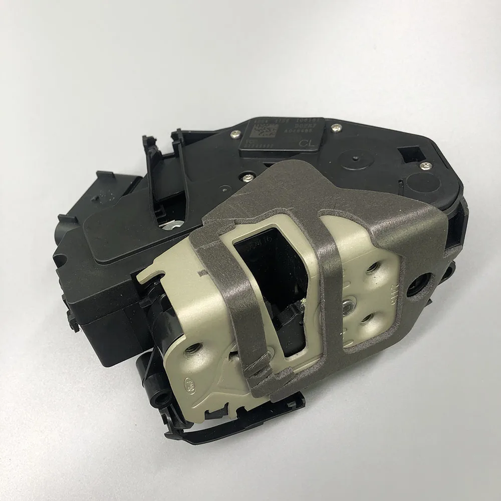 Передний правый Дверные замки Привод для Volvo S60 S60L V60 XC60 31349860 2011