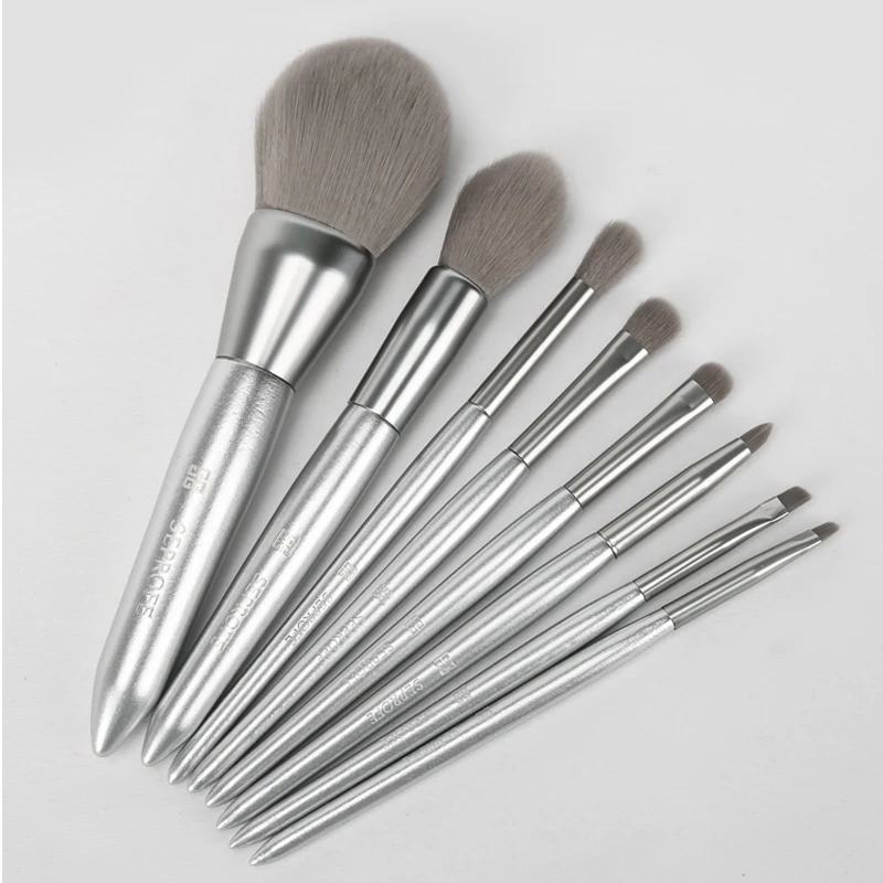 Seprofe 8 pcs New Silver Makeup Brushes Set Eyeshadow Powder Foundation Brush Blending Beauty Make up Brush Kit with Fashion Bag