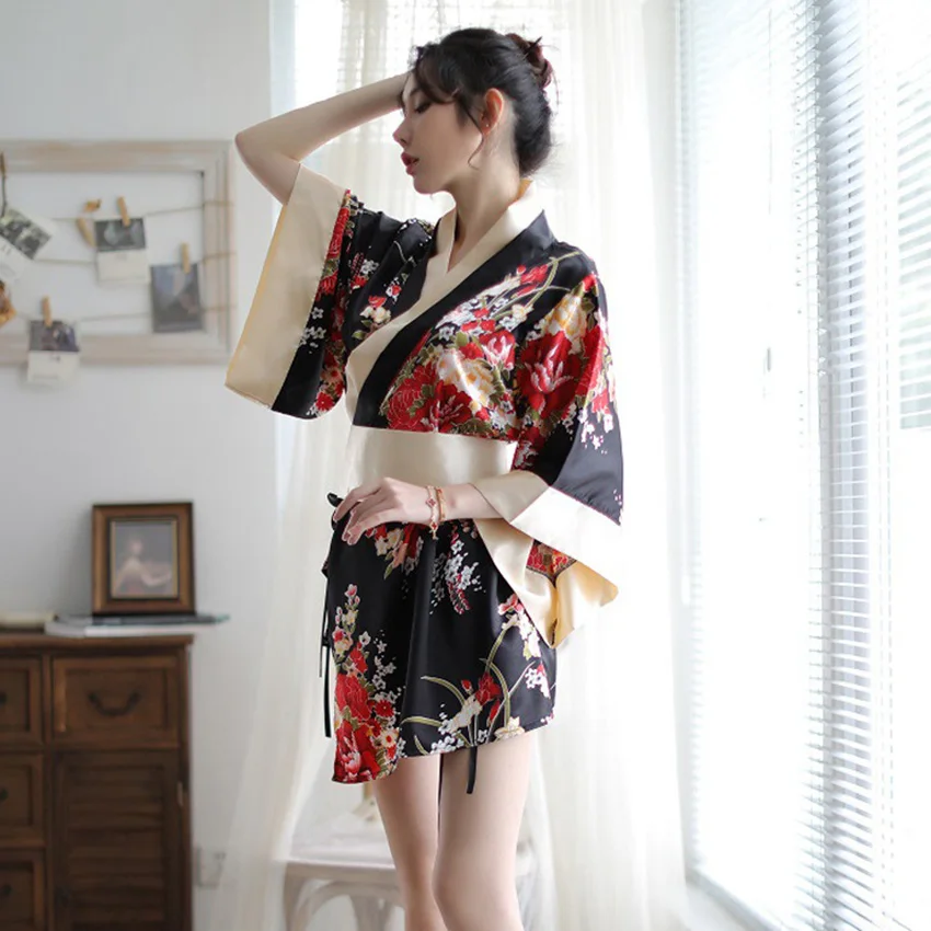Vintage Floral Print Kimono News Japanese Style Night Gown Yukata Dress for Women Yukata Asian Clothes Sexy Split Summer