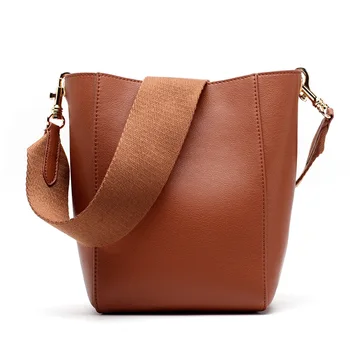 

2020 New Cow Leather Bucket Bag Wide Shoulder Strap Crossbody Goat Pattern Bag Luxury Handbags Women Bags Designer