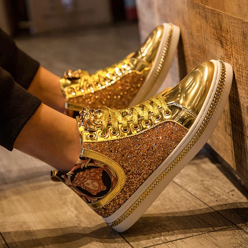 

2019 Hot Men Shoes Fashion Warm Fur Winter Men Boots Autumn Leather Footwear For Man New High Top Golden Casual Shoes Men