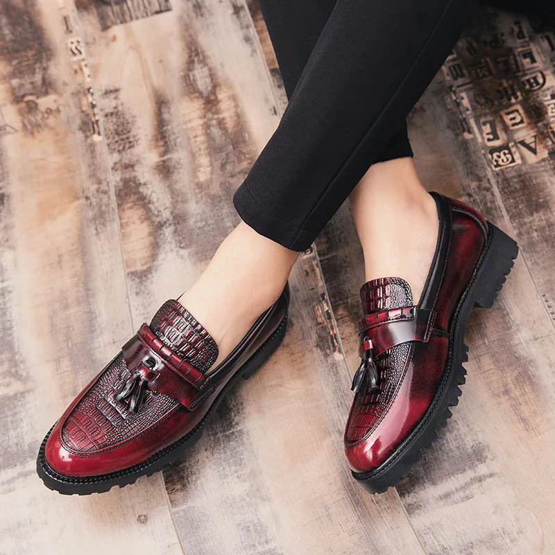 Merkmak/Осенняя мужская обувь; модные модельные туфли с кисточками; деловая офисная обувь с узором «крокодиловая кожа»; большие размеры; вечерние свадебные туфли