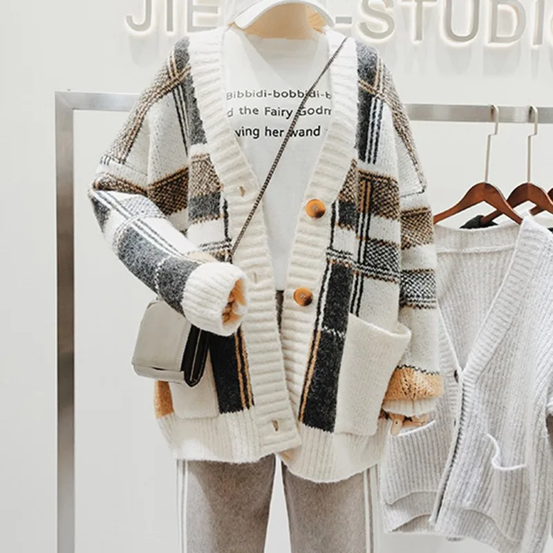 

Female Autumn Winter New Plaid Pattern Knit Sweater Women Loose Casual Simple Warm Long Cardigan Sweaters