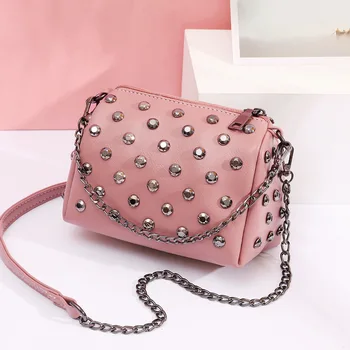 

Net Red Girl Bag Soft Leather Portable Messenger Chain Small Shoulder Bag Ins Super Fire Korean Version Rivet Bag