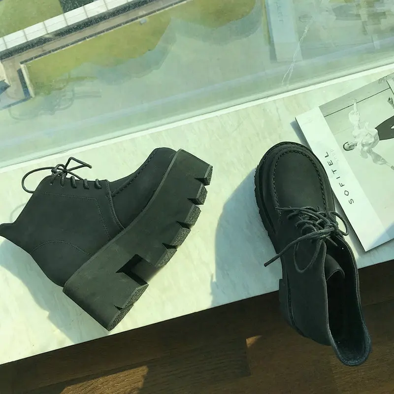 12230657009_1887966305