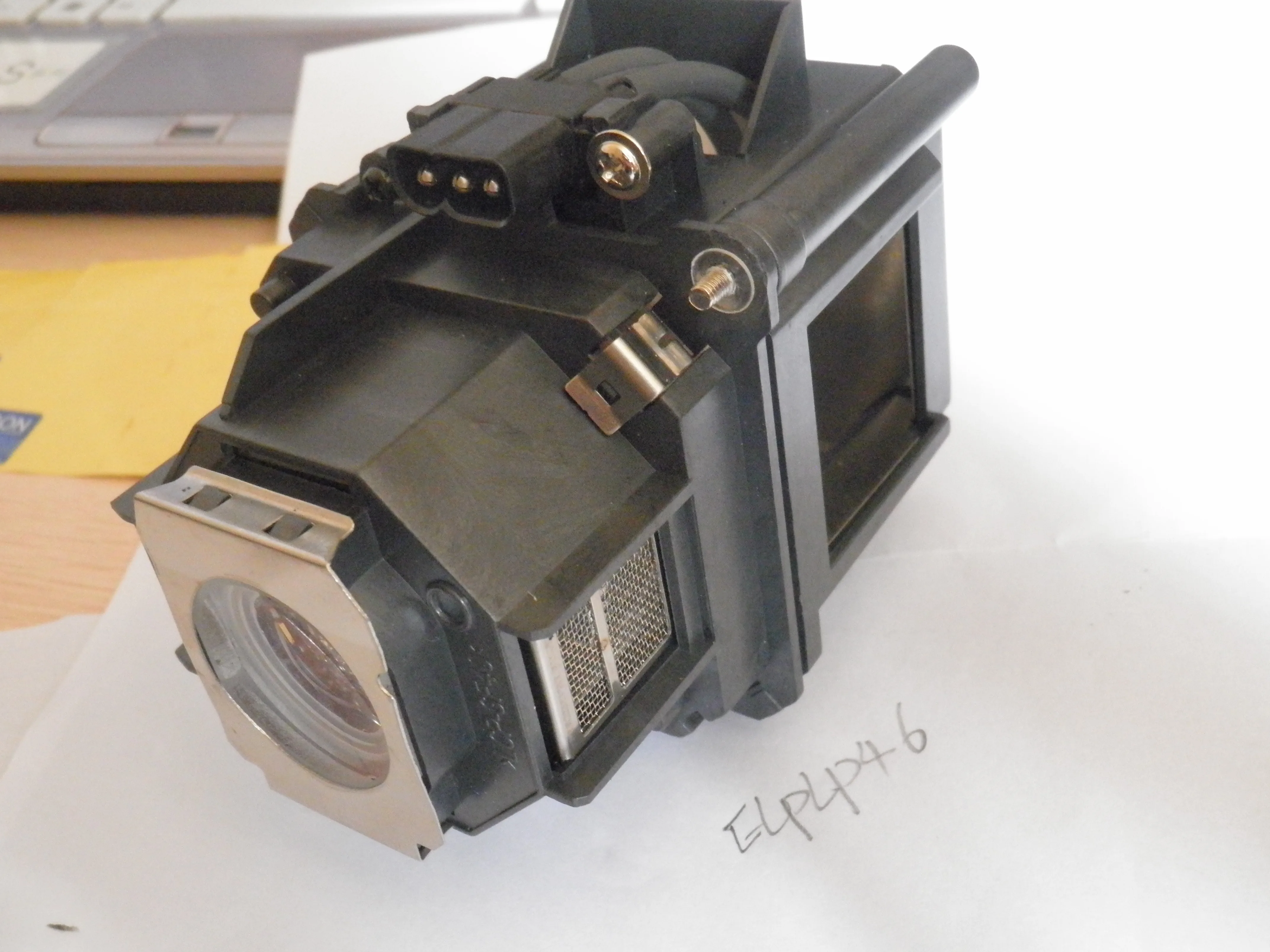 Оригинальная лампочка ELP46 V13H010L46 для Epson EB-G5200 EB-G5200W EB-G5200WNL EB-G5300 EB-G5350NL EB-G5350 лампой без л/ч