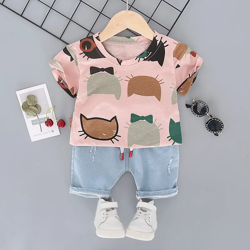Комплект модной одежды для маленьких мальчиков; топы с короткими рукавами и принтом кота для девочек; футболка; комплекты с короткими штанами; Одежда для мальчиков;