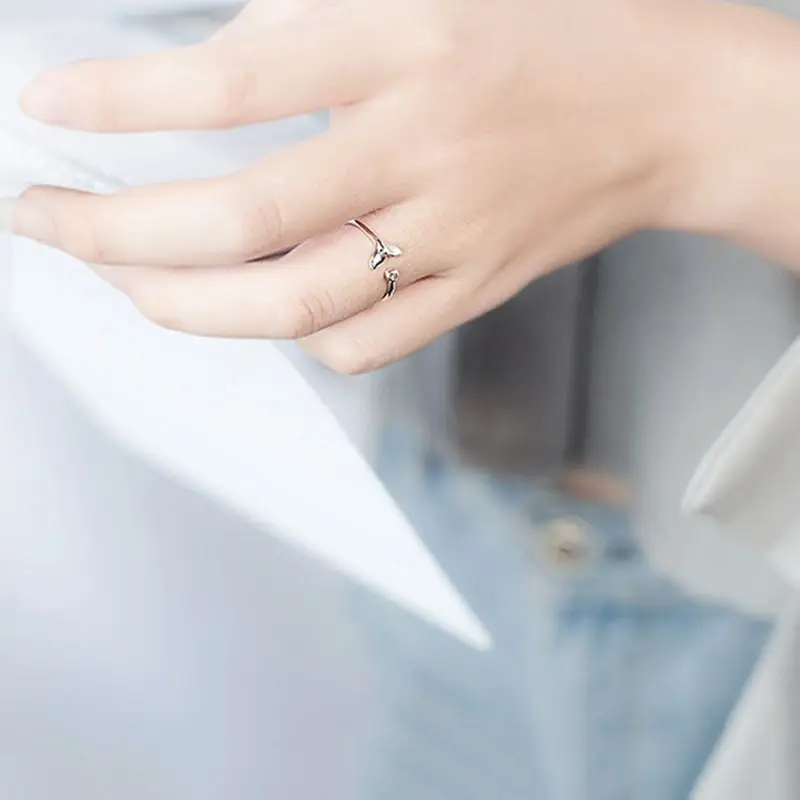 Exquisite Whale Tail Plain Band Ring Fish Earring Romantics Adjustable Opening Lover Rings Solid Ring Jewelry Gift 4
