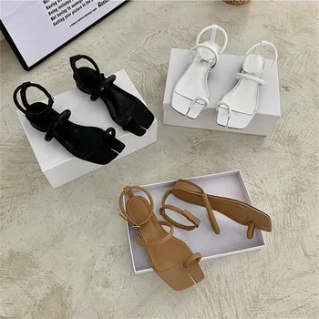 

Flat Heel Toe-split Leather Sandals White Black Trendy Designer Summer Sandalias Shoes Women Toe-knob Bohemian Beach Shoes