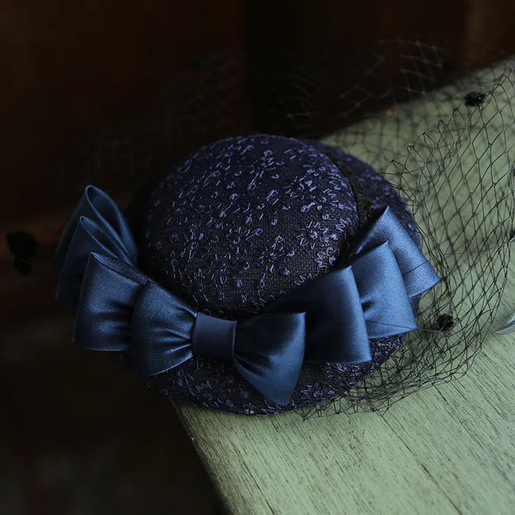 Новинка; ; женская маленькая шляпа-котелок в стиле ретро; шапка-чародей; белая шляпа; черная сетчатая шляпа с жемчужным бантом; церковная шляпа; Праздничная свадебная одежда - Цвет: Синий