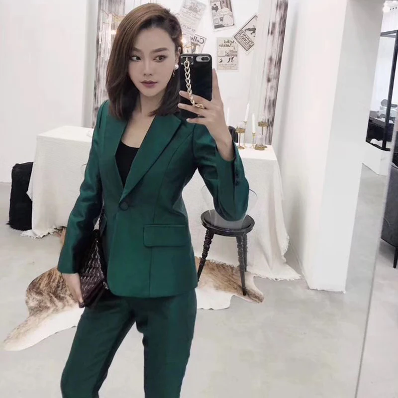 

Suit female 2020 Spring new fashion leisure suit two-piece dress solid color Korean temperament ladies fashion clothes
