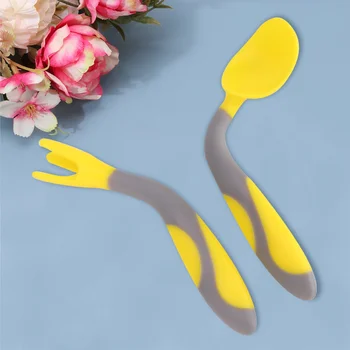 

1 Set of Kids Training Tableware Lovely Easy Grip Eating Practice Spoon Fork Utensil for Toddlers (Red)