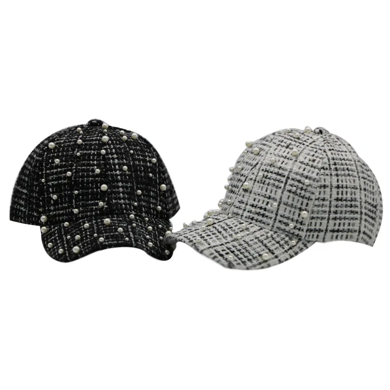

Fashion Houndstooth Woolen Black and White Lattices Beaded Baseball Cap