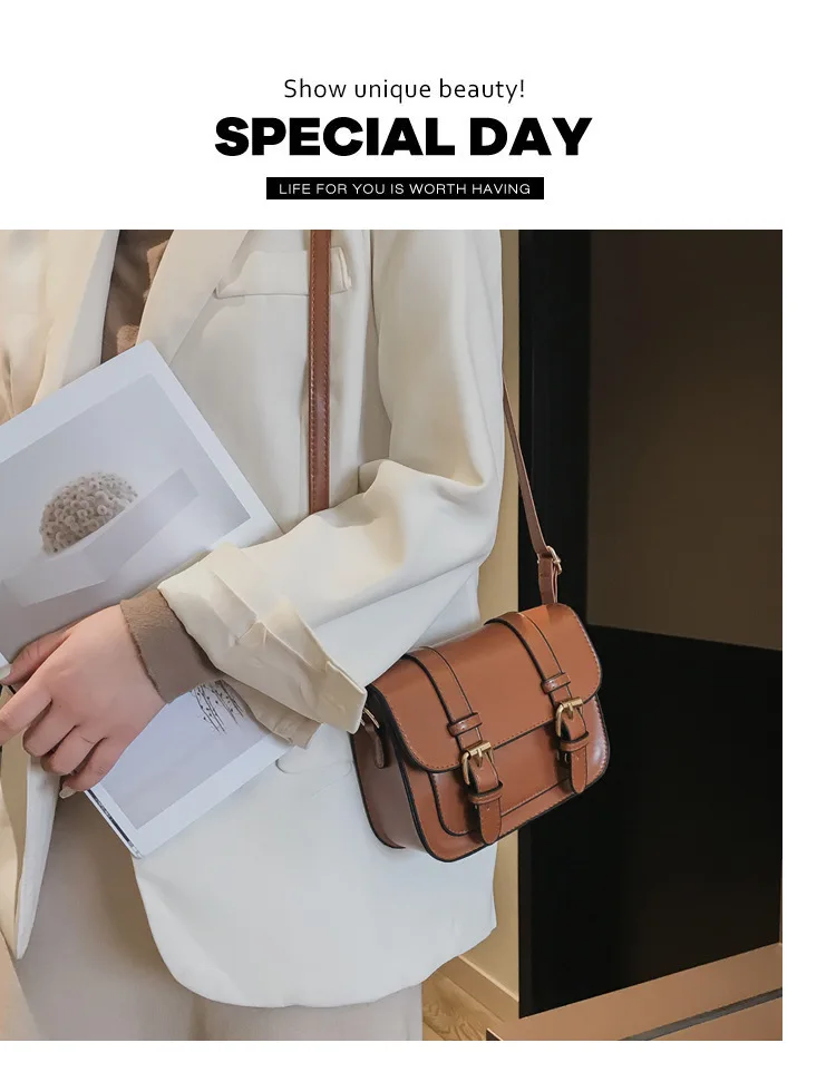 

2019 new wave Korean version of the wild slung shoulders fashion girl texture retro small square bag