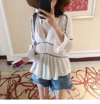 

2019 Spring New Big V-neck Lace Women Shirt flare sleeve Top Shirt Pleated Shirt