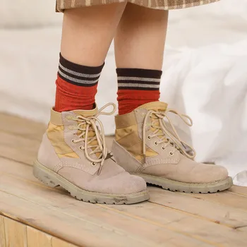 

2020 Skarpetki Women New Ultra-thin Elastic Short Silk Little Pineapple Heap trend Japanese forest retro socks