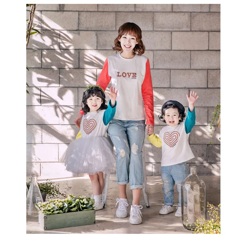 Autumn Family Matching Outfits Family Color Patchwork Tee Tops Cotton Round Neck Long Sleeve Tee Letter Love Heart Kids T-shirt