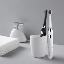 Беспроводная перезаряжаемая зубная щетка электрическая звуковая акустическая зубная щетка с двумя режимами работы УФ-бокс для зарядки