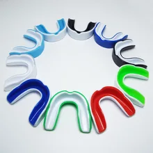 Односторонний двойной цвет уход за зубами наборы Бокс Санда Баскетбол Спорт, таэквондо Защитное снаряжение взрослые силиконовые зубные скобки