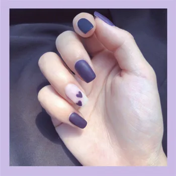 

24PCS Fashionable Blue Purple Mid-length Square fake nails with glue Manicure Patch Heart Pattern Decorate Full Cover Nail tips