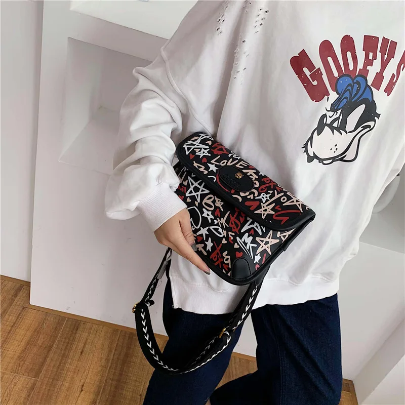 

Online Celebrity Celebrity Style Bag Women's Shoulder 2019 New Style Korean-style Simple Versatile Shoulder Bag Cool Graffiti Br