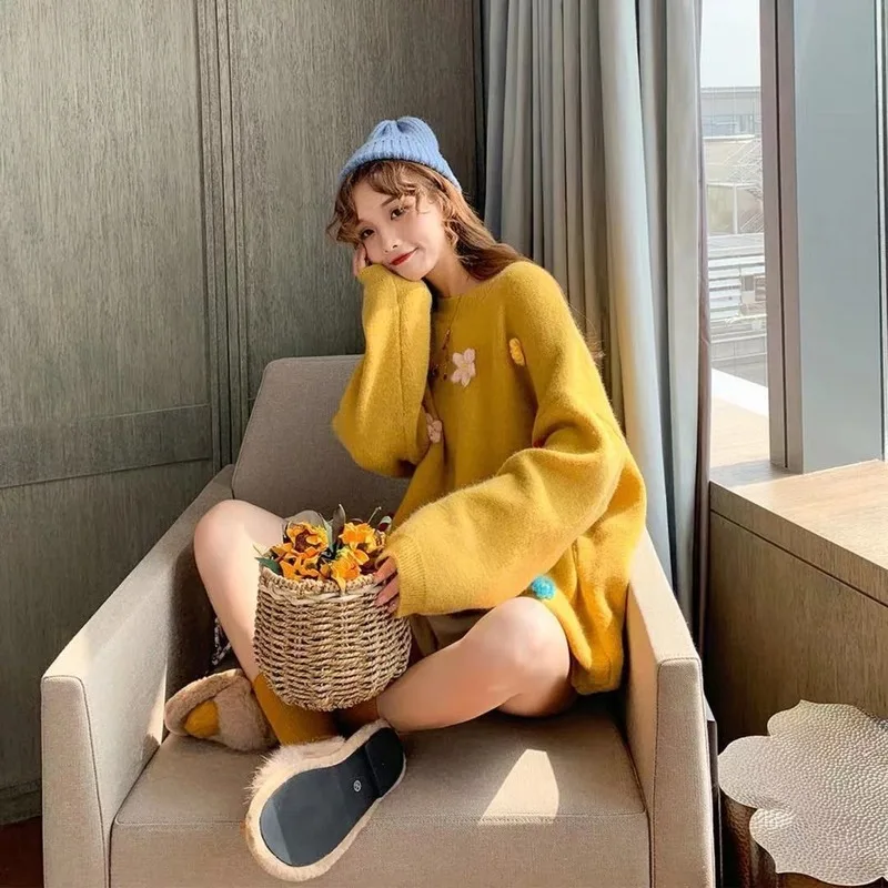 

2019 autumn and winter korean style women sweater loose large size lazy wind pullover versatile sweet sweater women sweater coat