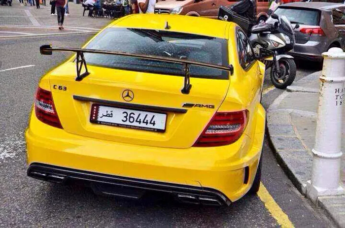Подходит для Mercedes-Benz C63 Black Series 204 C200 C180 C300 C 2 двери или 4 двери углеродного волокна задний спойлер заднего крыла