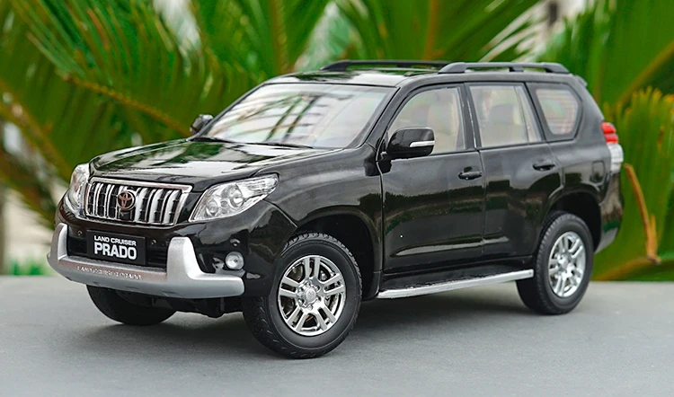 Оригинальная Авторизованная аутентичная модель автомобиля SUV Toyota Land Cruiser Prado 1/18, черная металлическая классическая модель в подарок