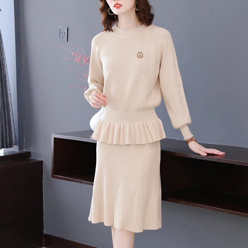 

Korean Women Knitted Sets Woman Sweaters Skirt Plus Size 2 Piece Set Women Ruffles Sweaters Skirts Tracksuit Woman Sweater Suit