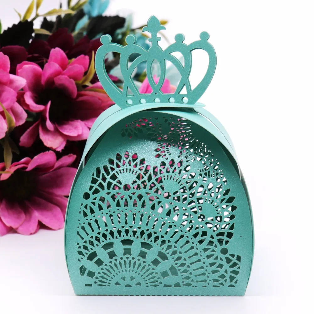 10Pcs Princess Laser Cut Hollow Carriage Favors Gifts Candy Boxes Baby Shower for Wedding Party Supplies