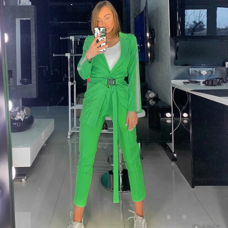 

Hot sale 2019 autumn streetwear women's new long-sleeved V-neck reflective ribbon solid color jacket Slim trousers two-piece
