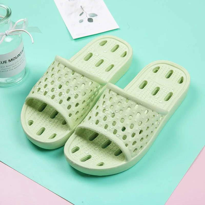 

Home Slippers For Women New Leaking Slippers Non-slip Flip Flops Hom Soft Slippers Bathroom Slides Cut-out Summer Beach Sandals