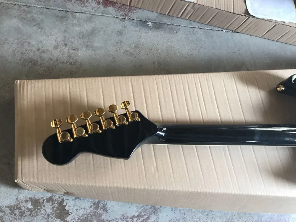 Custom shop ST electric guitar,handwork  6 Strings black color  guitarra,stratocastre gitaar.299 (3)