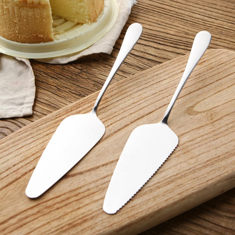 Description Picture 4 of item1Pc Cake Shovel Knife Pie Pizza Cheese Server Cake Divider Knives Stainless Steel Serrated Edge Cake Server Baking Tools