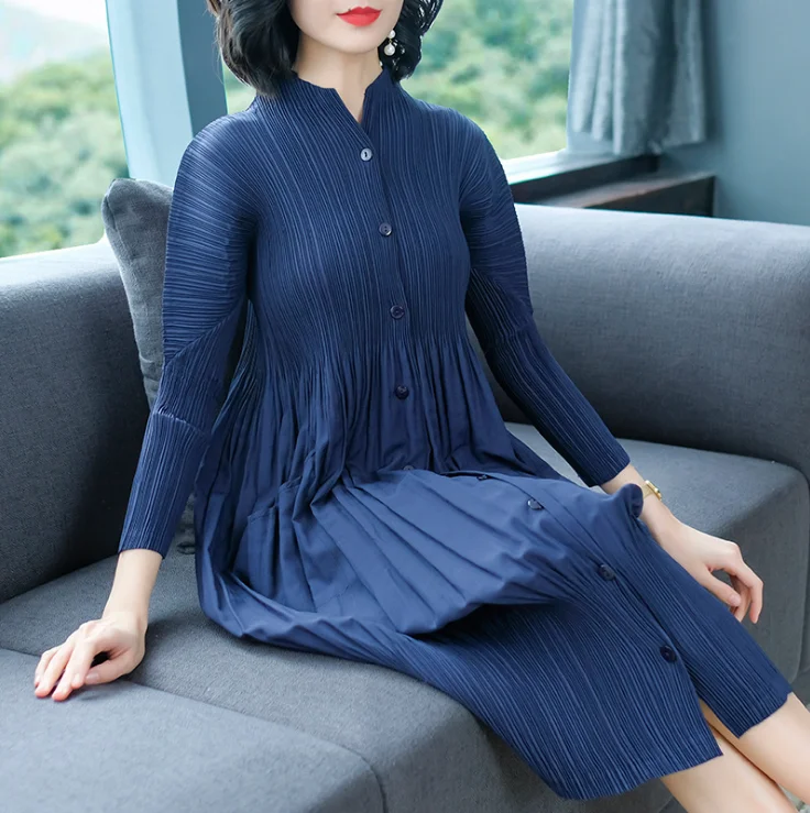 navy blue Новинка, высокое качество, плиссированное платье на пуговицах для женщин, длинный рукав, стоячий воротник, двойные карманы, свободные платья, элегантное однотонное платье - Цвет: navy blue