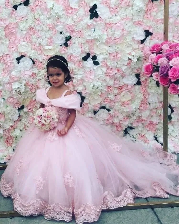 pink-lace-beaded-flower-girl-dresses-spaghetti-ball-gown-tulle-little-girl-wedding-dresses-cheap-communion-pageant-dresses-gowns-f169_副本