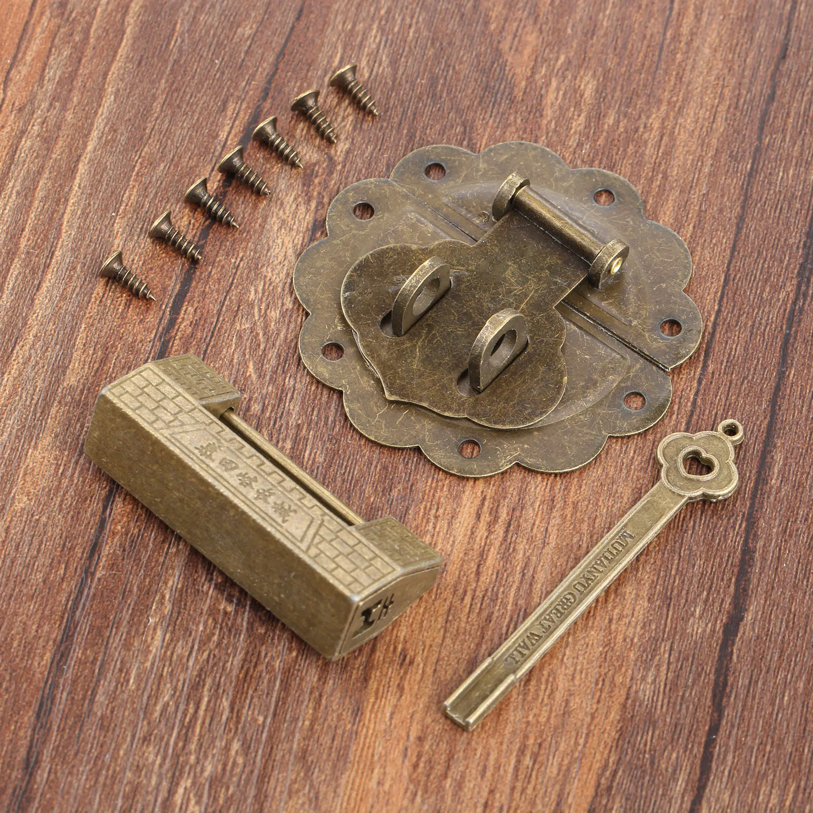 

Antique Furniture Chinese Old Box Latch Hasp Buckle Clasp and Antique Bronze Lock Padlock for Cabinet Jewelry Wooden Box