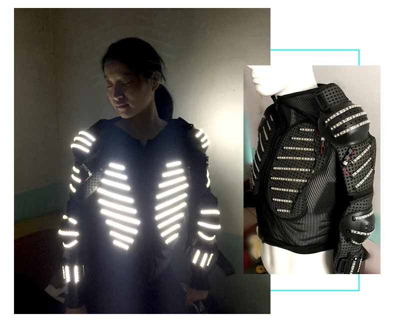 10644769747_1951096710