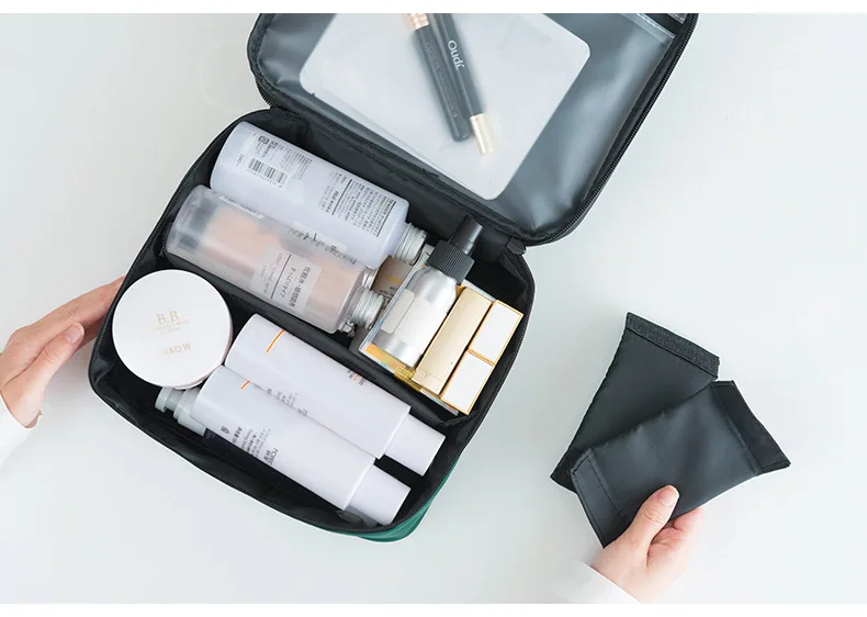 9938115777_888491151