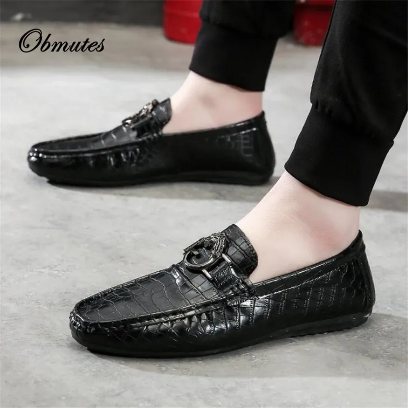 

2019 New Men's Casual PU Leather Shoes Low Shoes Loafers Men Flats Pointed Toe Breathable Shoes Black Color