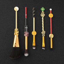 

Drop Shipping Anime Tokyo Revengers Makeup Brushes Set Draken Hamiya Kazutora Eyeshadow Powder Eyebrow Brush Kit Makeup Tools