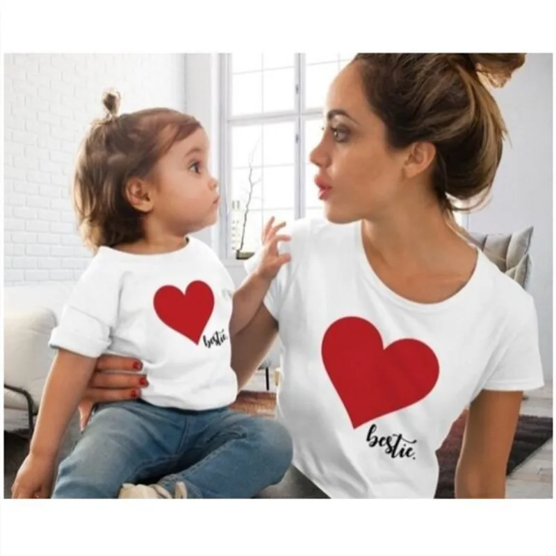 White Футболка с надписью «Love Heart»; летняя одежда для мамы и дочки; Одинаковая одежда для всей семьи; футболка «Mommy and Me»; футболки с короткими рукавами; Одежда для девочек - Цвет: White