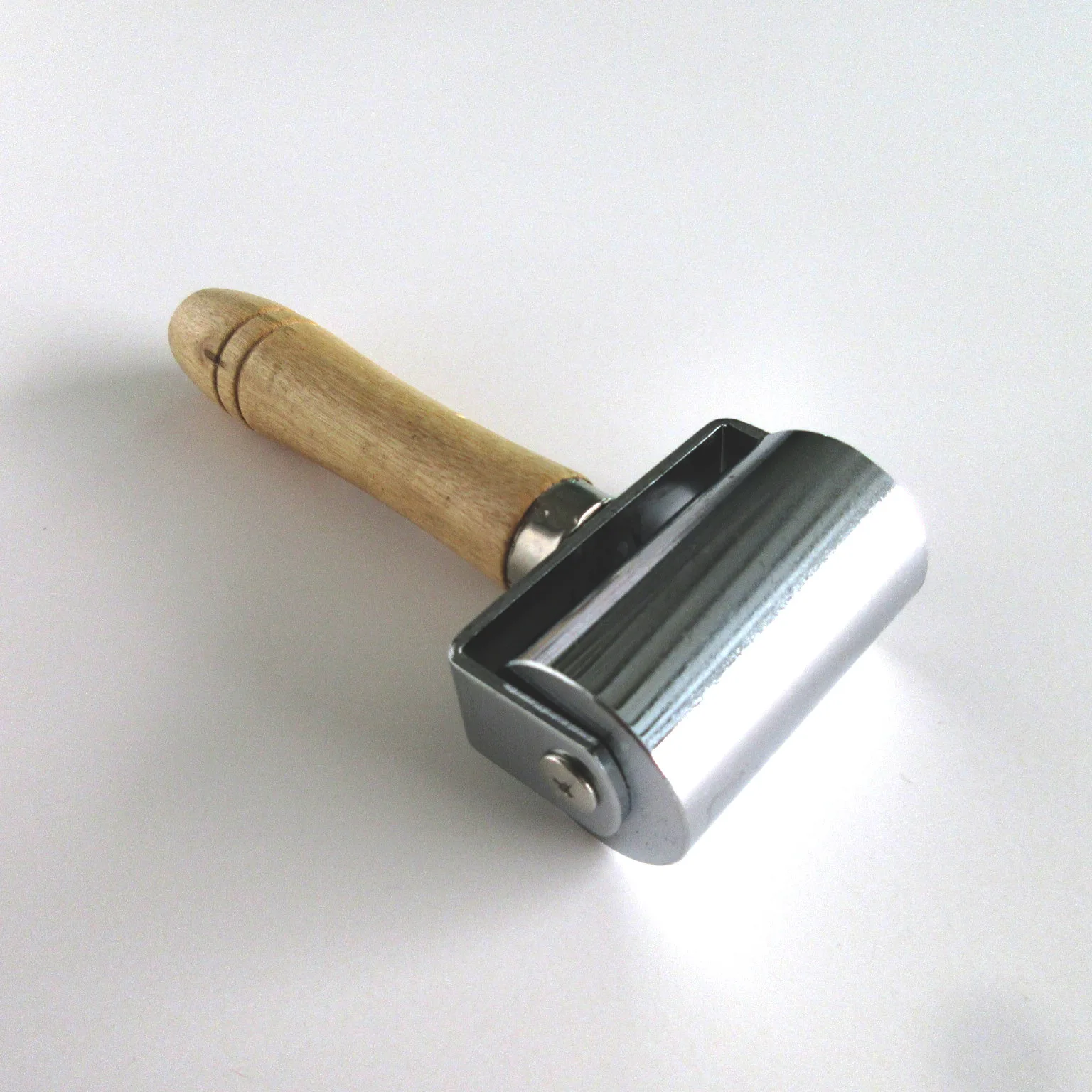 

1 Pcs Wood Stainless Steel Flat Pressure Roller Leather Blank Holder Device Hand Push Roller Hand Push Roller DIY Leather Tools